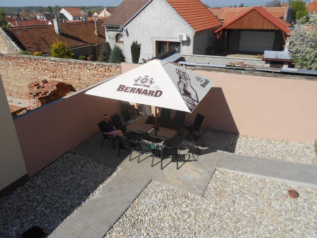 Lanžhot Ubytovani U Babicky旅馆 外观 照片